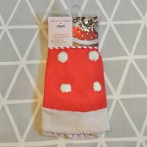 🆕 Jillian Harris X CANVAS Reversible Christmas Tree Skirt